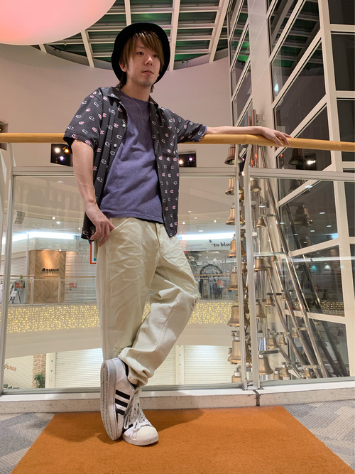 スタッフコーディネート ジーンズセレクトショップ ライトオン